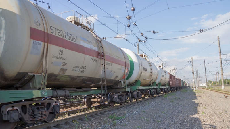 «Ъ»: Россия значительно нарастила экспорт бензина в 2023 году