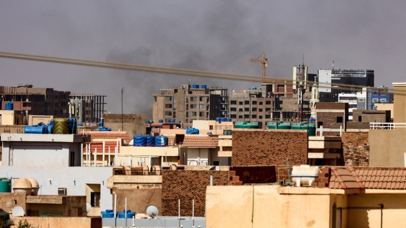 Российский посол заявил, что ни одной дипмиссии не удалось эвакуироваться из Судана