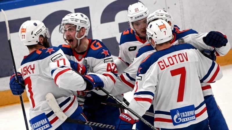 Справились без Гусева: СКА забросил дважды за 17 секунд и сравнял счёт в полуфинальной серии Кубка Гагарина с ЦСКА