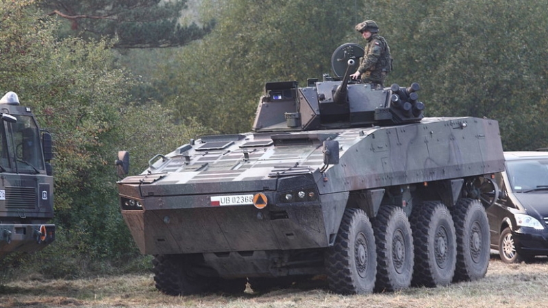 Украина заказала у Польши 100 бронетранспортёров Rosomak