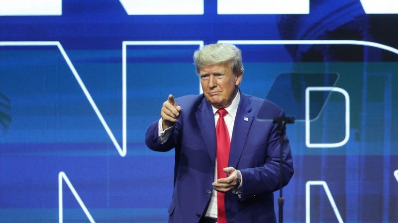 Журналист Херш: пробайденовские СМИ в ужасе от предстоящего участия Трампа в выборах