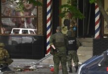 «За их жизни борются медики»: при взрыве в центре Луганска пострадали семь человек, в том числе врио главы МВД ЛНР