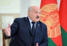 Лукашенко: Минск был готов направить силовиков на помощь Москве из-за попытки мятежа