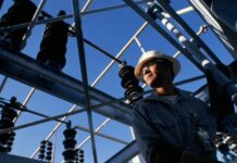 Около 22 тысяч жителей Владивостока остались без света из-за аварии на сетях