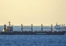 Будут считаться вовлечёнными в конфликт на стороне Киева: МО РФ предупредило следующие в порты Украины суда