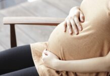 Депутат Даванков подготовил законопроект о праве родивших студенток перевестись на бюджет