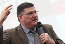 Экс-разведчик США Риттер: Запад предостерёг Зеленского от диверсий на ЗАЭС