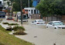 Из зон подтопления проводится эвакуация: в четырёх регионах Туапсинского района Кубани введён режим ЧС из-за ливней