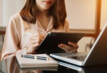 Кибермошенники в России используют схемы с «наймом» людей в мессенджерах