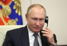 Путин провёл телефонный разговор с Махмудом Аббасом