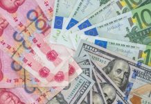 «Играет на руку рублю»: как продление обязательной продажи экспортной выручки бизнесом может отразиться на курсах валют