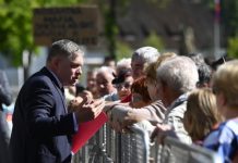 Премьер Словакии Роберт Фицо пострадал в результате стрельбы