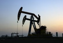 Цена нефти марки Brent на бирже ICE превысила $86 за баррель