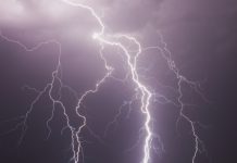 В Чехии из-за удара молнии пострадали 14 человек