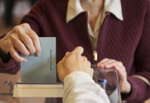 Явка во втором туре на выборы в парламент Франции к вечеру составила 59,71%