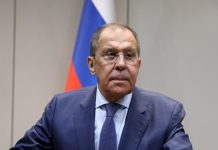 Лавров: Россия будет реагировать на обстрелы своих регионов западным оружием