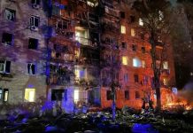 При падении обломков ракеты на дом в Курске пострадали 13 человек