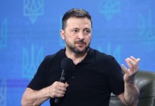 Зеленский обиделся на Польшу за то, что она боится сбивать ракеты над Украиной