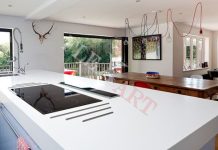 Столешница из искусственного камня: преимущества и особенности