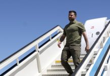 Самолёт с Зеленским приземлился на авиабазе в США