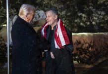 Уолтц: освобождение Фогеля позволило укрепить доверие между Россией и США