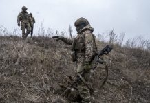 Боец рассказал RT о попытках проникнуть в курское приграничье в районе Тёткино