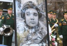 «Это поступок не человека»: в Крыму осквернили могилу военкора Александра Федорчака