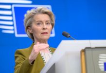 Экс-сотрудник ЦРУ Макговерн заявил, что фон дер Ляйен бредит насчёт помощи Киеву