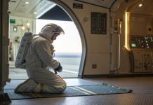 Муфтий Москвы Аляутдинов рассказал, как правильно совершать намаз в космосе