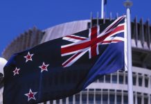 Новая Зеландия отменила санкции против экс-главы Evraz Абрамова