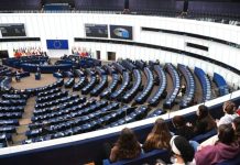 «Авторитаризм европейских структур»: как Брюссель оказывает давление на посетивших Москву 9 мая европолитиков