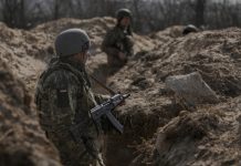 «Играют в русскую рулетку»: почему в западных СМИ открыто заговорили о сложном положении Украины и ВСУ