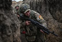 В результате ударов российских группировок войск: Минобороны РФ сообщило о поражении военных аэродромов и складов ВСУ