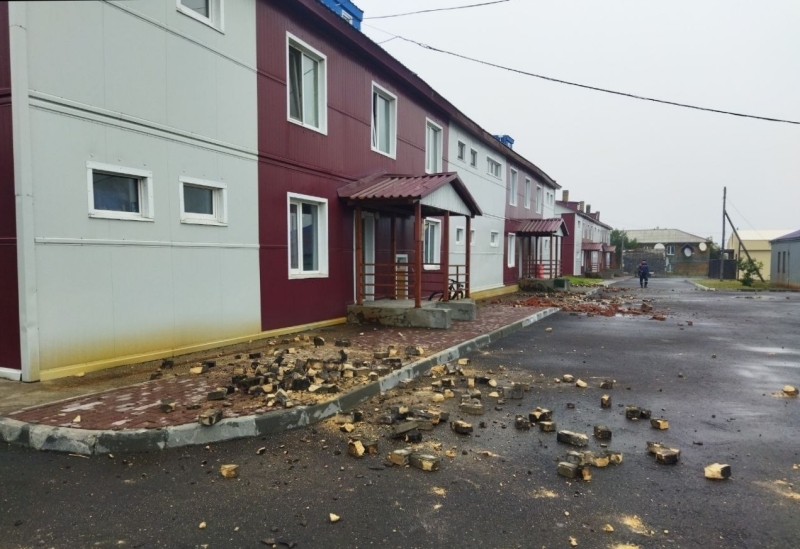 Цунами, разрушения зданий и новые афтершоки: что известно о мощном землетрясении на Камчатке и Сахалине