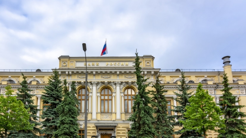 До 18% годовых: Банк России второй раз подряд опустил ключевую ставку