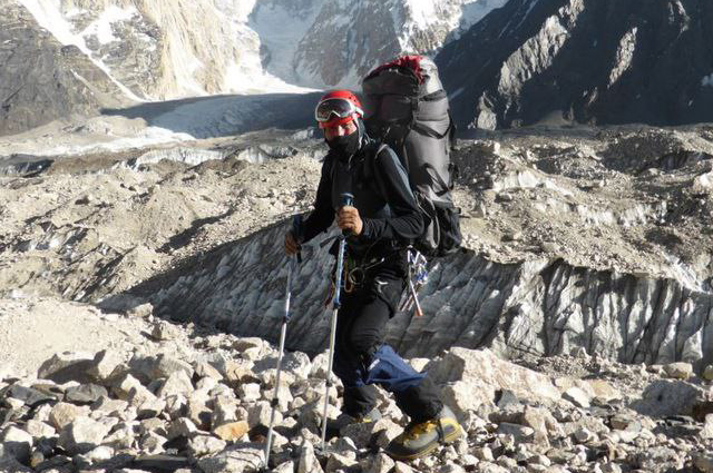 От Афгана до Купянска: как офицер запаса в 56 лет вернулся на передовую и пишет там картины