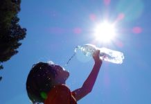 Врач Уланкина: тепловой удар может настигнуть просто в душном помещении