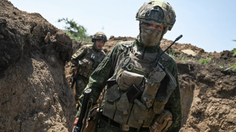 ВС России нанесли десять групповых ударов за неделю по военным объектам Украины