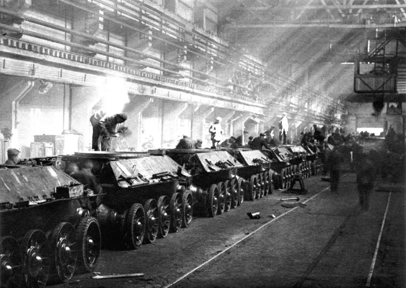 «Брали всё лучшее и развивали»: специалист «Уралвагонзавода» — о «Рено Русском» и становлении танкопрома СССР