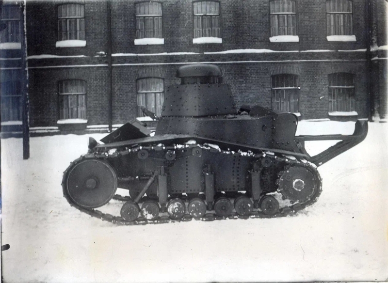 «Брали всё лучшее и развивали»: специалист «Уралвагонзавода» — о «Рено Русском» и становлении танкопрома СССР