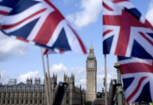 Депутат Журавлёв: у Британии давно есть подводные подразделения для диверсий