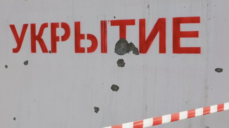 Гладков предложил публиковать данные жителей, «превращающих» укрытия в туалеты