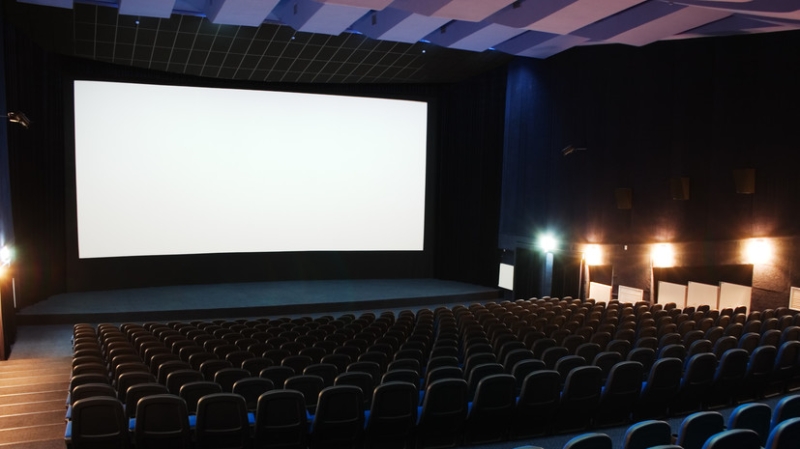 Миронов заявил, что проверок и запретов ранее вышедших кинофильмов не будет