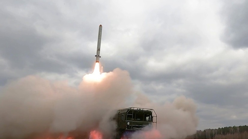 Обеспечивал переброску ВСУ в Донбасс: ВС РФ поразили железнодорожный узел в Днепропетровской области