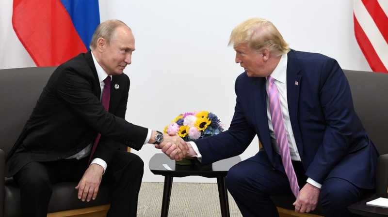 «По предложению американской стороны»: РФ и США договорились о встрече Путина и Трампа в ближайшие дни