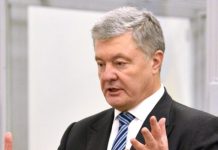 Порошенко пообещал найти исполнителей убийства своего соратника Парубия