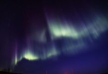 РАН: полярные сияния могут быть видны в Москве и Петербурге