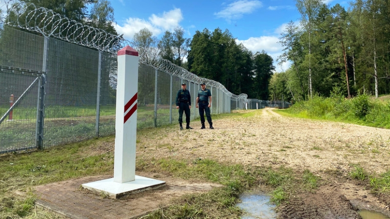 SHOT: в Латвии пограничник подорвался на мине для «сдерживания России»
