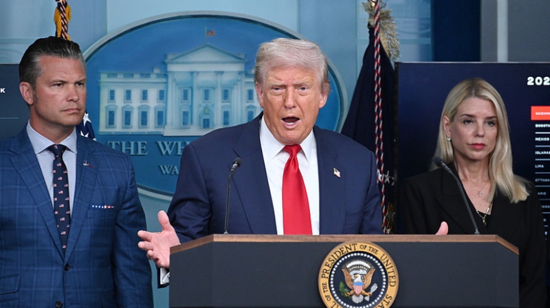 Трамп анонсировал подготовку трёхсторонней встречи с ним, Путиным и Зеленским