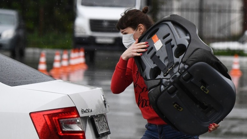 В ГД предупредили водителей о штрафах до 100 тысяч за заменители детских кресел